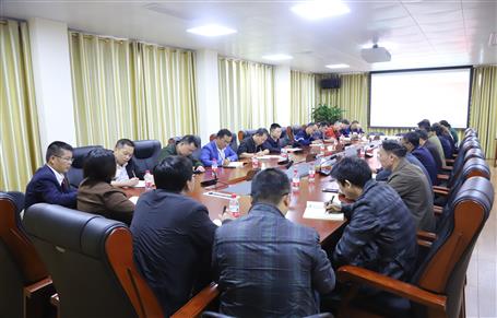 公司黨委召開(kāi)落實(shí)“三會(huì)一課”制度情況反饋會(huì)議