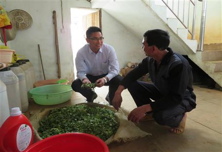 打贏脫貧攻堅(jiān)戰(zhàn)——冶建公司吹響嘹亮沖鋒號(hào)！